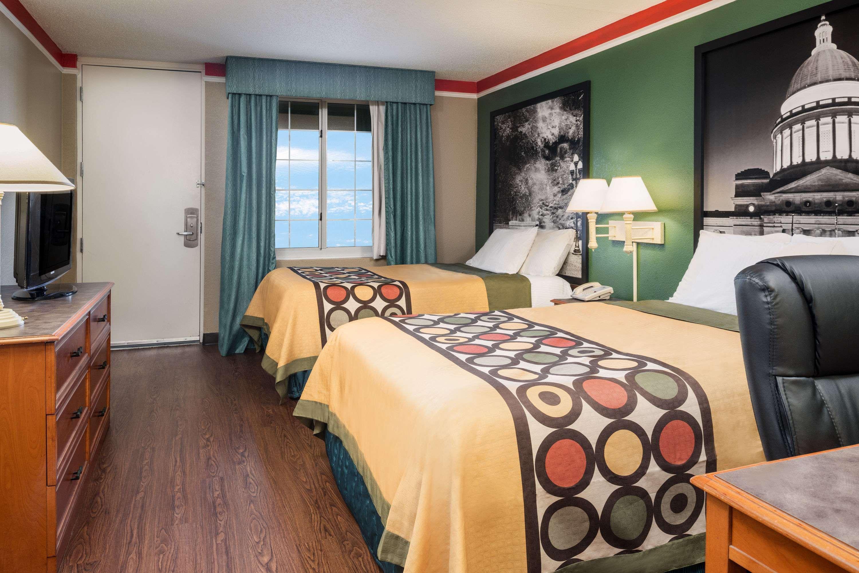 Super 8 By Wyndham Little Rock/Otter Creek Exterior foto